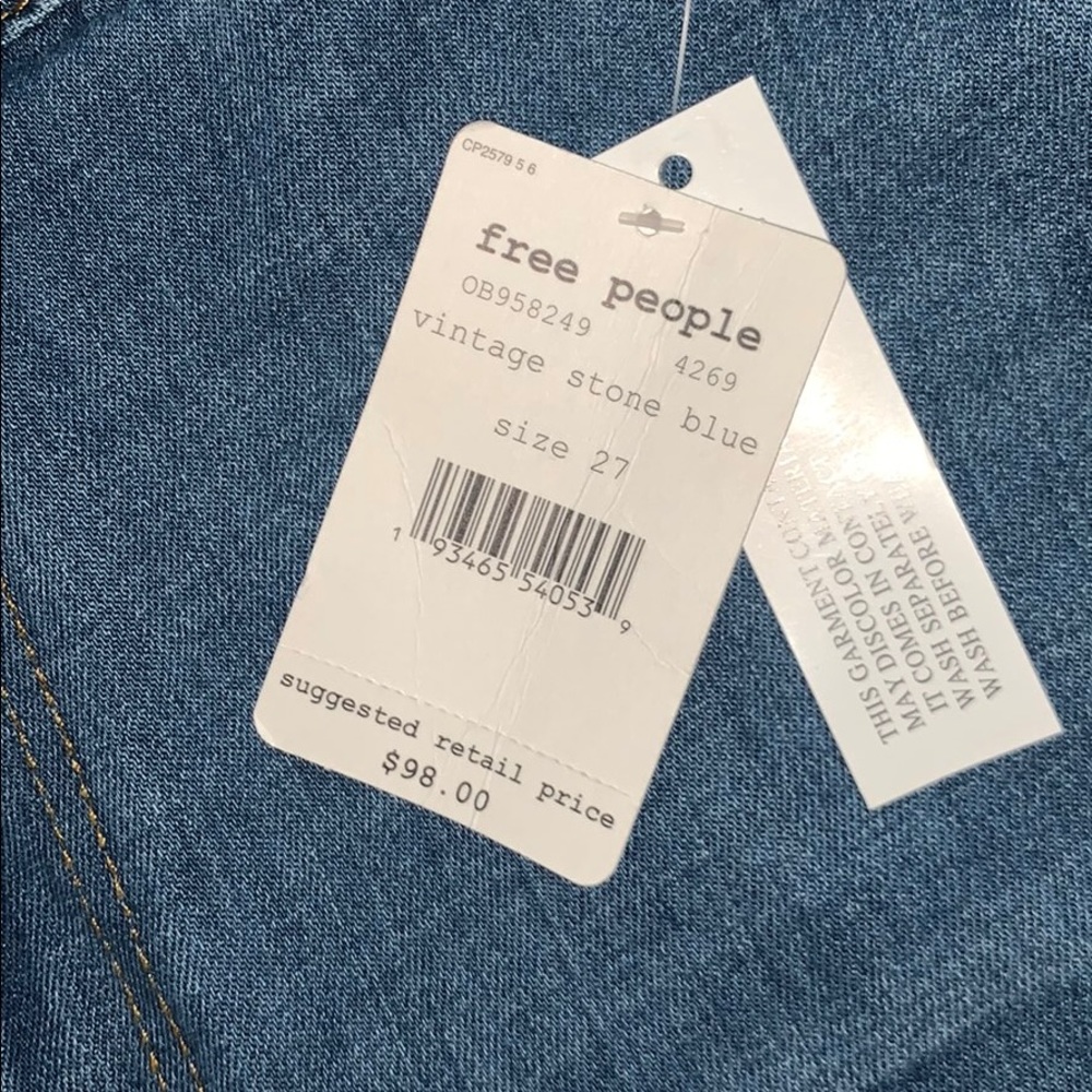 Bell Bottom Jeans - Picture 4 of 7